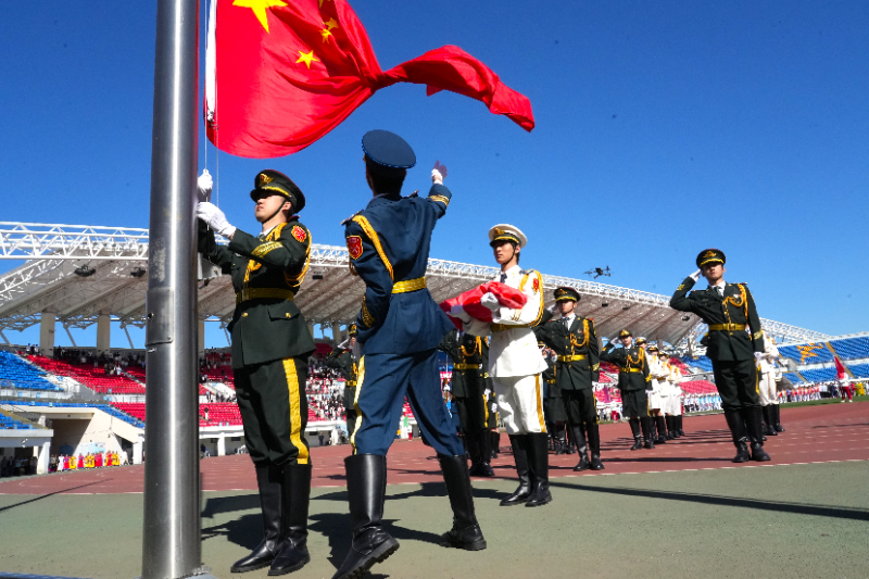升旗2.JPG 升旗2.JPG